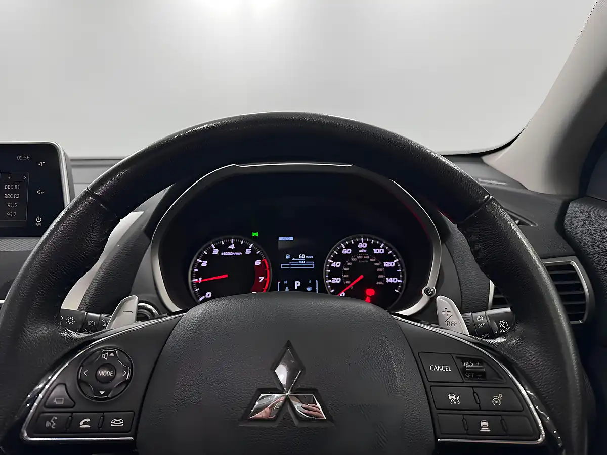 Used 2018 Mitsubishi Eclipse Cross Euro 6 (s/S) 5dr White - Interior and Exterior details 14