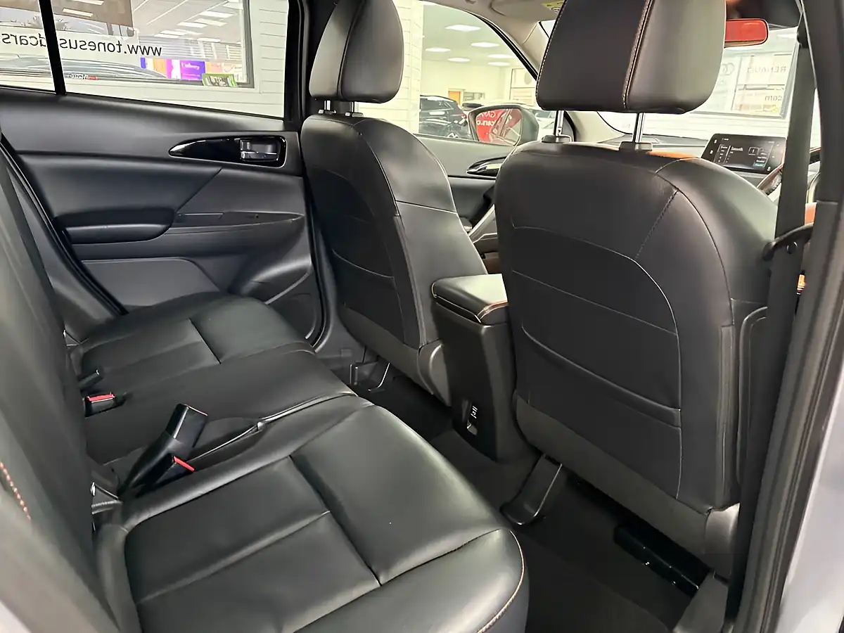 Used 2018 Mitsubishi Eclipse Cross T 4 Atlantic Grey - Interior and Exterior details 4