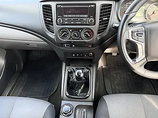 Used 2018 Mitsubishi L200 4Life White - Interior and Exterior details 12