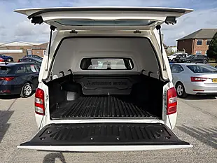 Used 2018 Mitsubishi L200 4Life White - Interior and Exterior details 15
