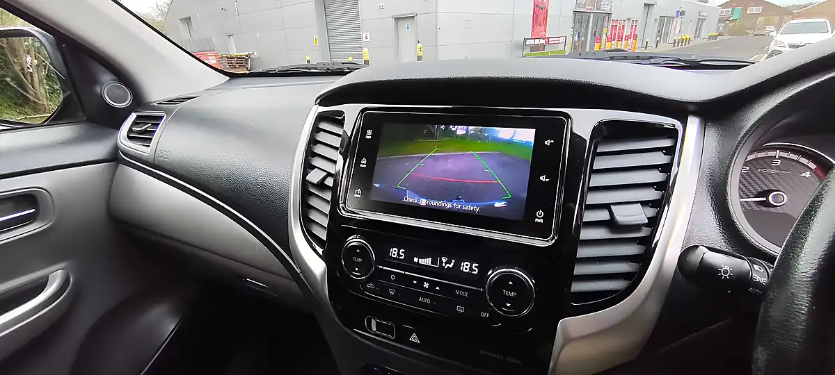 Used 2018 Mitsubishi L200 Barbarian Black - Interior and Exterior details 17