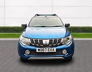 Used 2018 Mitsubishi L200 Barbarian Blue - Interior and Exterior details 2