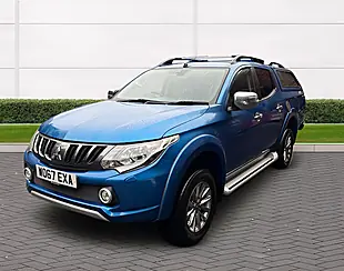 Used 2018 Mitsubishi L200 Barbarian Blue - Interior and Exterior details 20