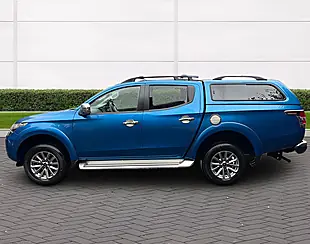 Used 2018 Mitsubishi L200 Barbarian Blue - Interior and Exterior details 4