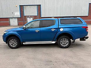 Used 2018 Mitsubishi L200 Barbarian Blue - Interior and Exterior details 6