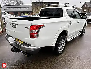 Used 2018 Mitsubishi L200 Barbarian Double Cab White - Interior and Exterior details 8