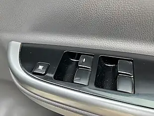 Used 2018 Mitsubishi L200 Barbarian Green - Interior and Exterior details 12