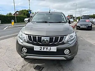 Used 2018 Mitsubishi L200 Barbarian Green - Interior and Exterior details 9