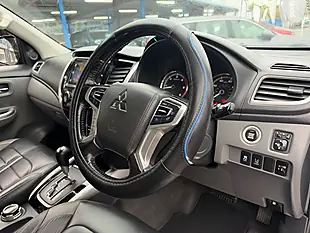 Used 2018 Mitsubishi L200 Barbarian Silver - Interior and Exterior details 14