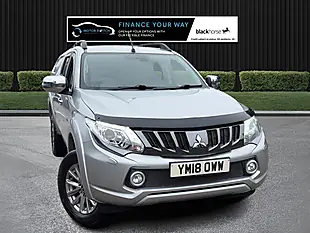 Used 2018 Mitsubishi L200 Barbarian Silver - Interior and Exterior details 5