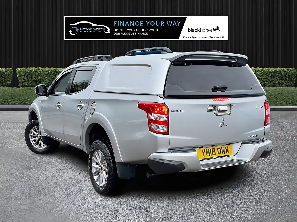 Used 2018 Mitsubishi L200 Barbarian Silver - Interior and Exterior details 8