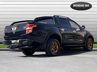 Used 2018 Mitsubishi L200 Barbarian Svp Ii Diamond Black - Interior and Exterior details 4