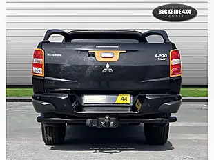 Used 2018 Mitsubishi L200 Barbarian Svp Ii Diamond Black - Interior and Exterior details 9