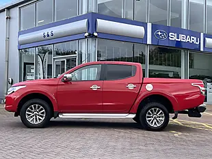 Used 2018 Mitsubishi L200 Dc Barbarian Red - Interior and Exterior details 7