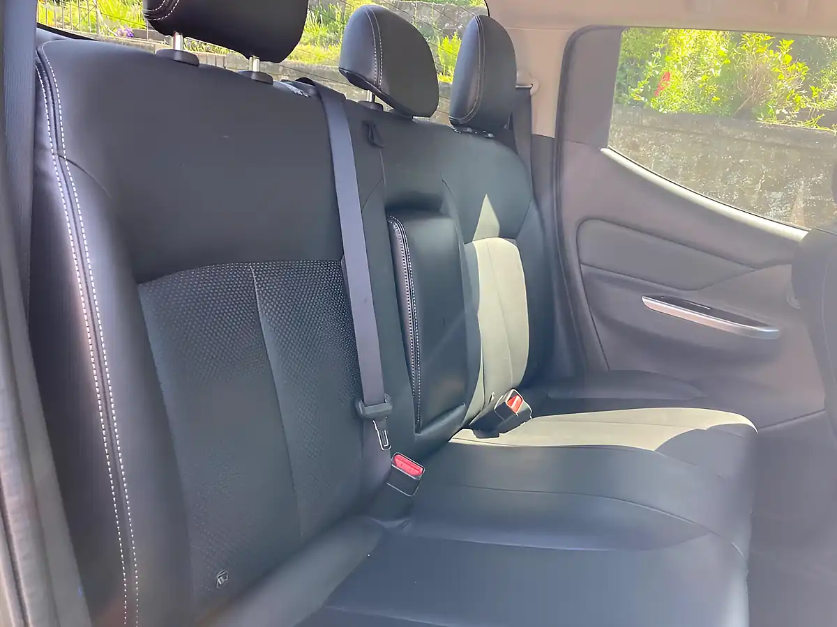 Used 2018 Mitsubishi L200 Dc Warrior Green - Interior and Exterior details 13