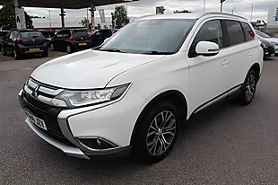 Used 2018 Mitsubishi Outlander 3 4WD White - Interior and Exterior details 17
