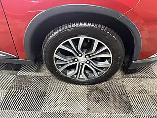 Used 2018 Mitsubishi Outlander 3 Red - Interior and Exterior details 15