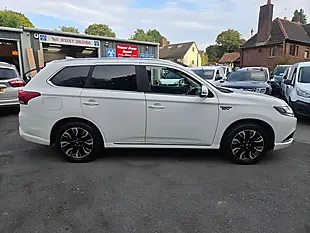 Used 2018 Mitsubishi Outlander 3h Commercial Auto White - Interior and Exterior details 11