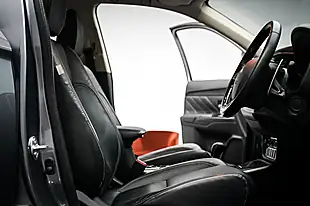 Used 2018 Mitsubishi Outlander 4 Atlantic Grey - Interior and Exterior details 15