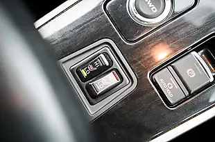 Used 2018 Mitsubishi Outlander 4 Atlantic Grey - Interior and Exterior details 17