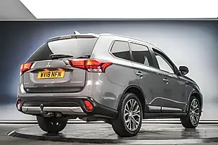 Used 2018 Mitsubishi Outlander 4 Atlantic Grey - Interior and Exterior details 3