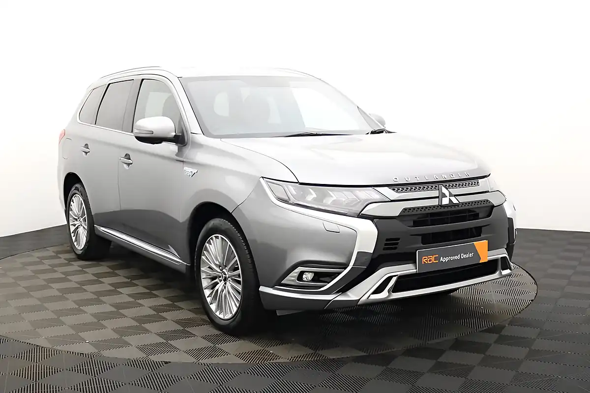 Used 2018 Mitsubishi Outlander 4h Grey - Interior and Exterior details 10