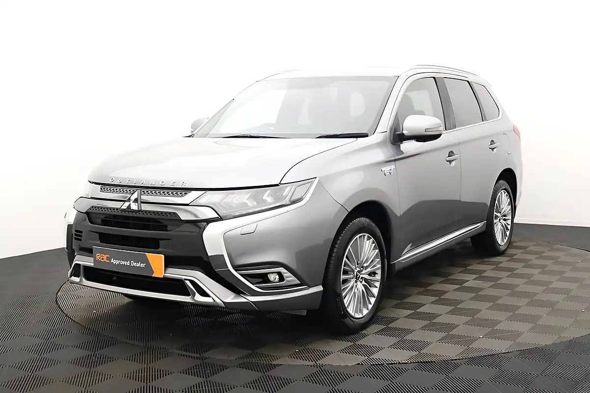 Used 2018 Mitsubishi Outlander 4h Grey - Interior and Exterior details 8