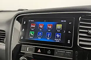 Used 2018 Mitsubishi Outlander 4h White - Interior and Exterior details 15