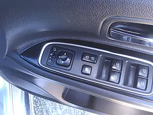 Used 2018 Mitsubishi Outlander 4hs Silver - Interior and Exterior details 16