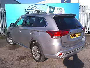 Used 2018 Mitsubishi Outlander 4hs Silver - Interior and Exterior details 4