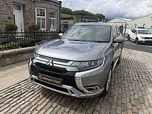 Used 2018 Mitsubishi Outlander Atlantic Grey - Interior and Exterior details 7