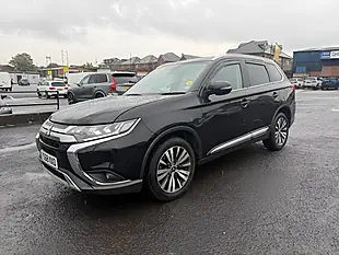 Used 2018 Mitsubishi Outlander Black - Interior and Exterior details 20