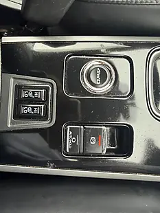 Used 2018 Mitsubishi Outlander Black - Interior and Exterior details 5