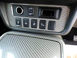 Used 2018 Mitsubishi Outlander Grey - Interior and Exterior details 10