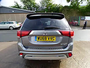 Used 2018 Mitsubishi Outlander Grey - Interior and Exterior details 11