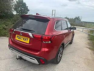Used 2018 Mitsubishi Outlander Ls Red - Interior and Exterior details 17