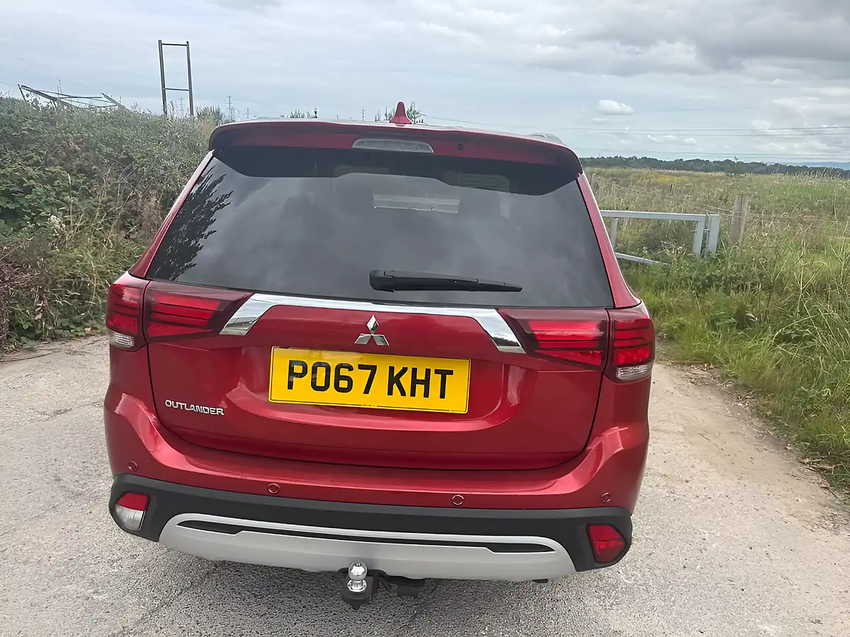 Used 2018 Mitsubishi Outlander Ls Red - Interior and Exterior details 19