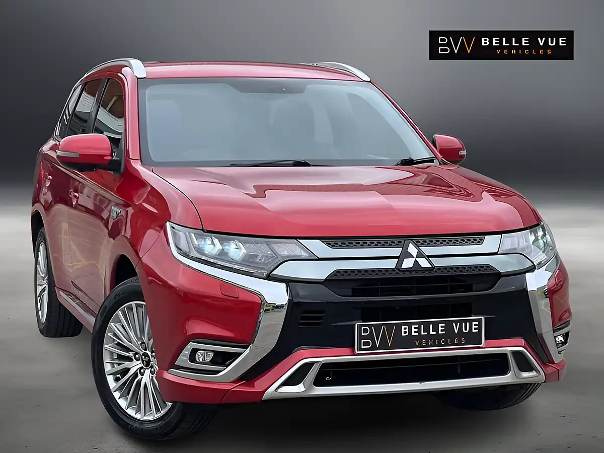 Used 2018 Mitsubishi Outlander Orient Red - Front View