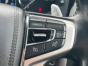 Used 2018 Mitsubishi Outlander Orient Red - Interior and Exterior details 15