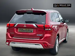 Used 2018 Mitsubishi Outlander Orient Red - Interior and Exterior details 4