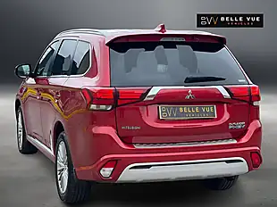 Used 2018 Mitsubishi Outlander Orient Red - Interior and Exterior details 6
