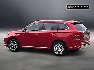 Used 2018 Mitsubishi Outlander Orient Red - Interior and Exterior details 7