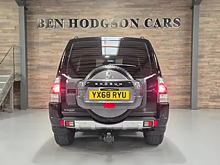 Used 2018 Mitsubishi Shogun SG2 Black - Interior and Exterior details 6