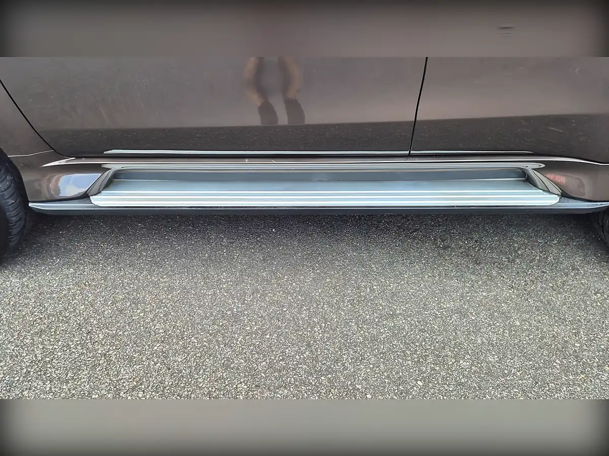 Used 2018 Mitsubishi Shogun Sport Bronze - Interior and Exterior details 10