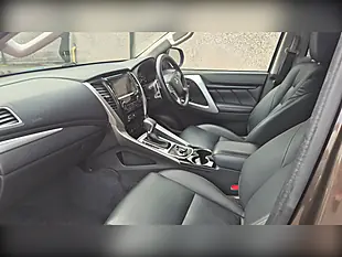 Used 2018 Mitsubishi Shogun Sport Bronze - Interior and Exterior details 12