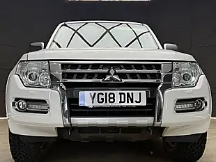 Used 2018 Mitsubishi Shogun Warrior White - Interior and Exterior details 17