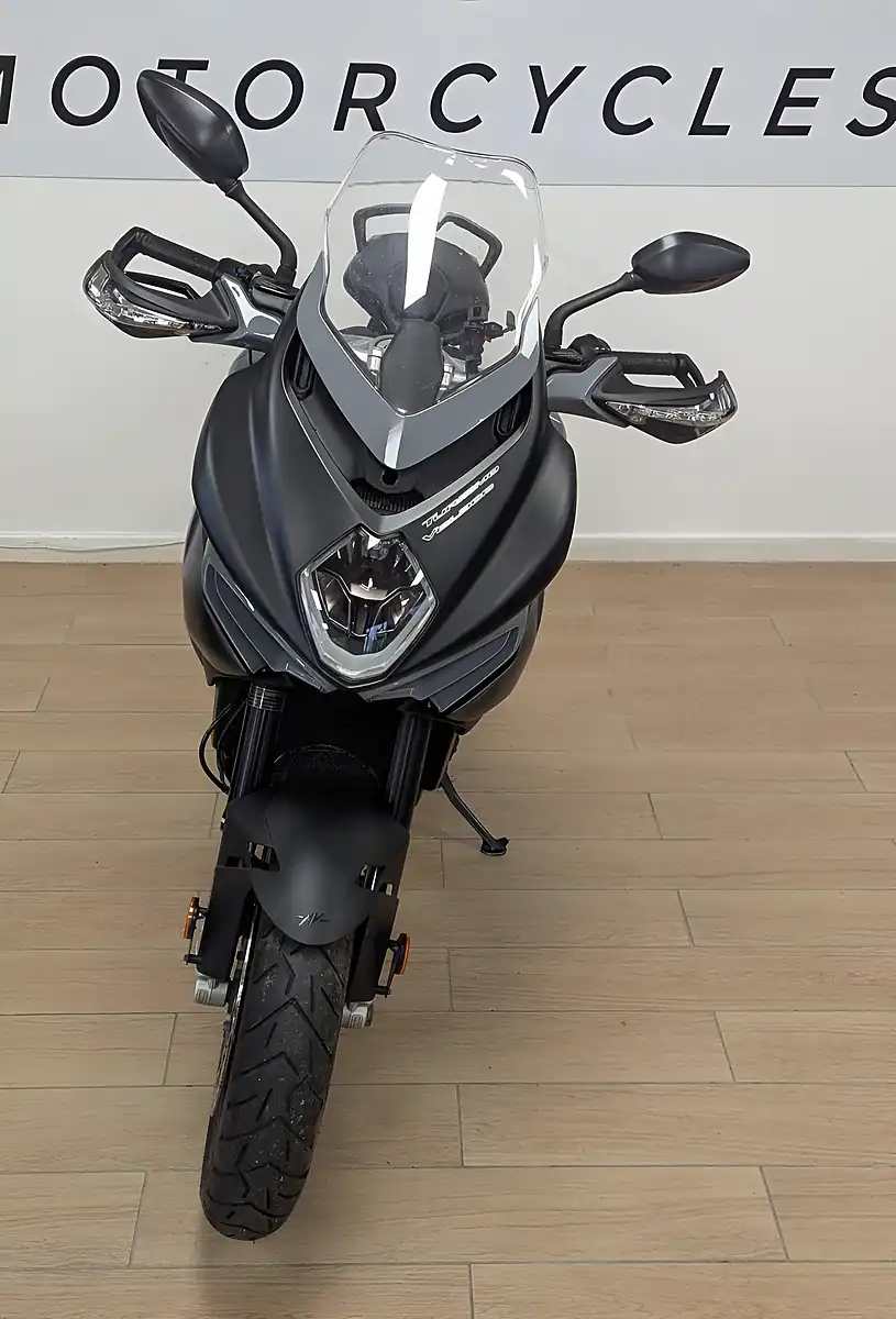 Used 2018 Mv Agusta Turismo Veloce 800 Adventure Grey - Interior and Exterior details 13