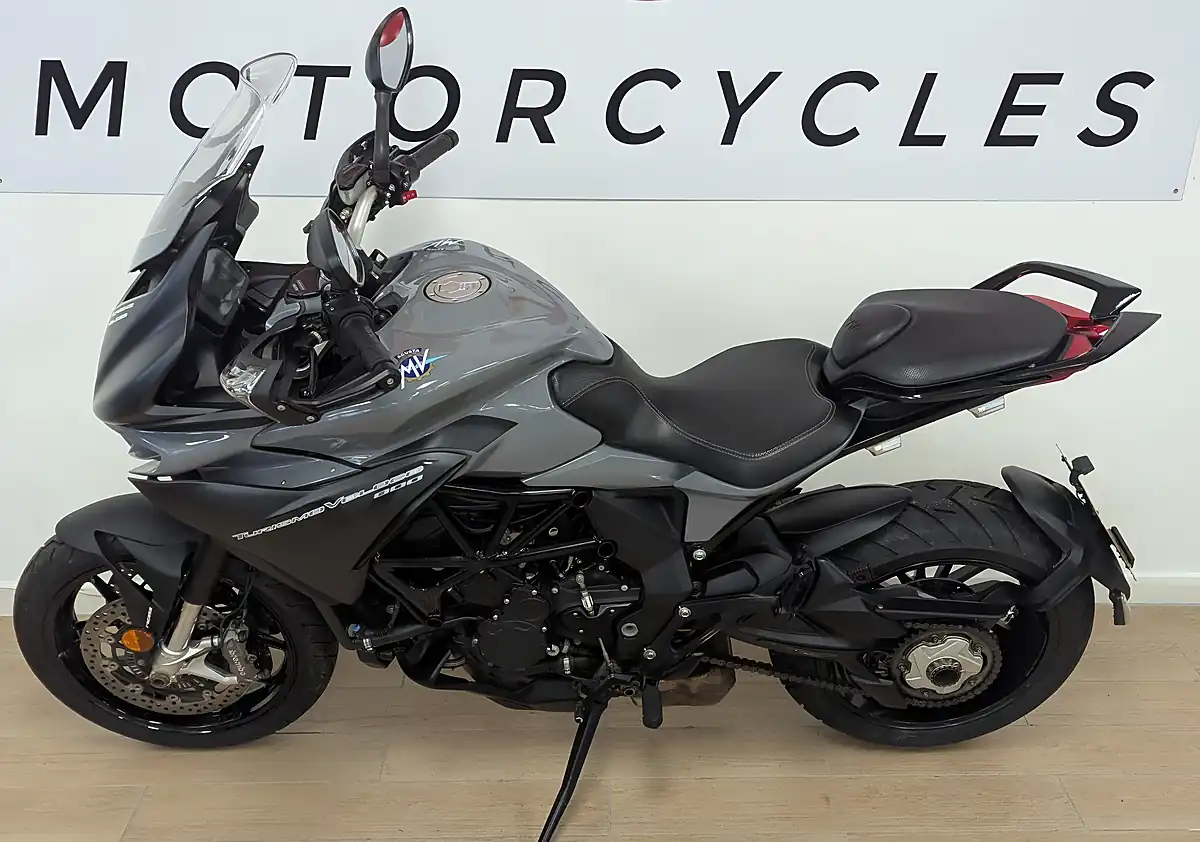 Used 2018 Mv Agusta Turismo Veloce 800 Adventure Grey - Interior and Exterior details 14