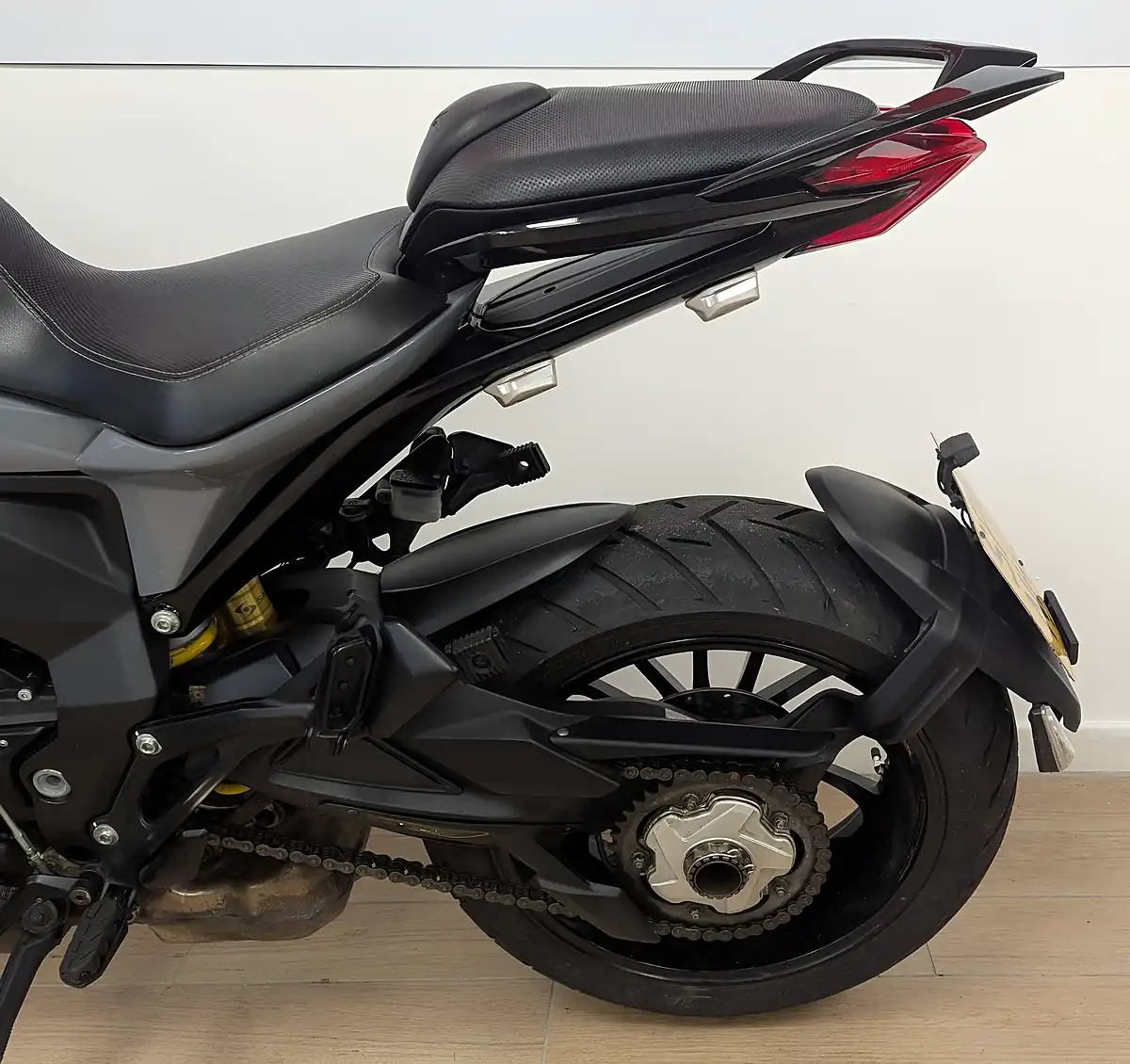 Used 2018 Mv Agusta Turismo Veloce 800 Adventure Grey - Interior and Exterior details 18