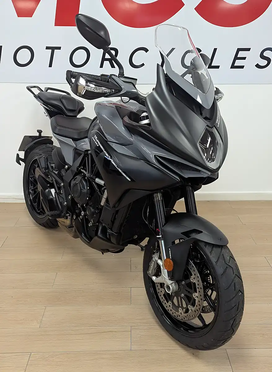 Used 2018 Mv Agusta Turismo Veloce 800 Adventure Grey - Interior and Exterior details 3